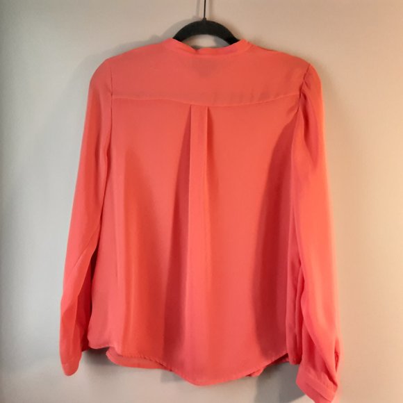 🌞 Worthington Coral Sheer Blouse | Silver Buttons, L - Picture 7 of 12